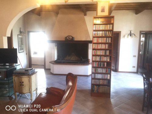 Casa singola in Vendita a Fabriano