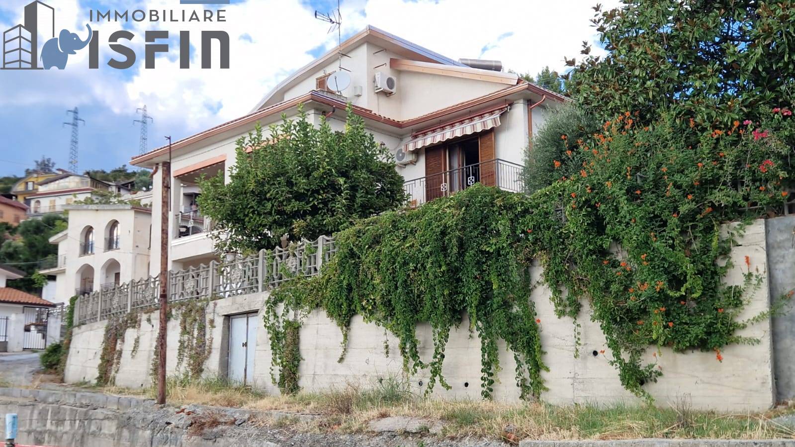 Villa in vendita a Fuscaldo