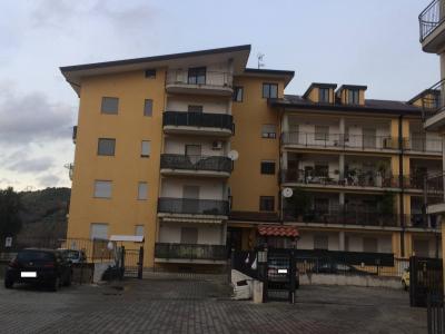 Appartamento mansardato in affitto a Montalto Uffugo