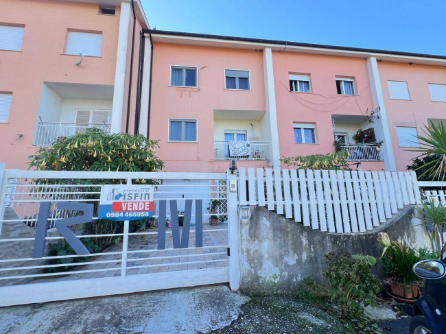 Villette a schiera in vendita a Castrolibero