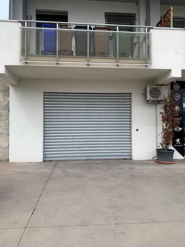 Attività commerciale in vendita a Mendicino