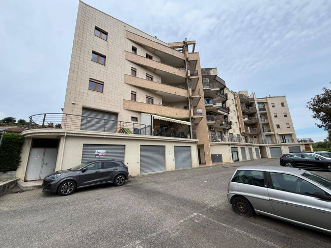 Box in vendita a Montalto Uffugo