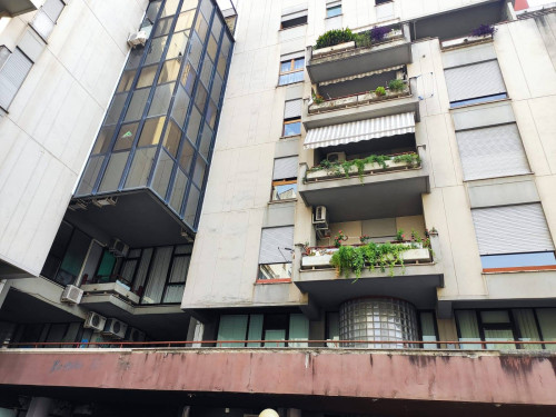 APPARTAMENTO/ USO UFFICIO in affitto a Rende