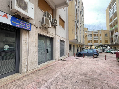 Locale commerciale a San Giovanni Rotondo
