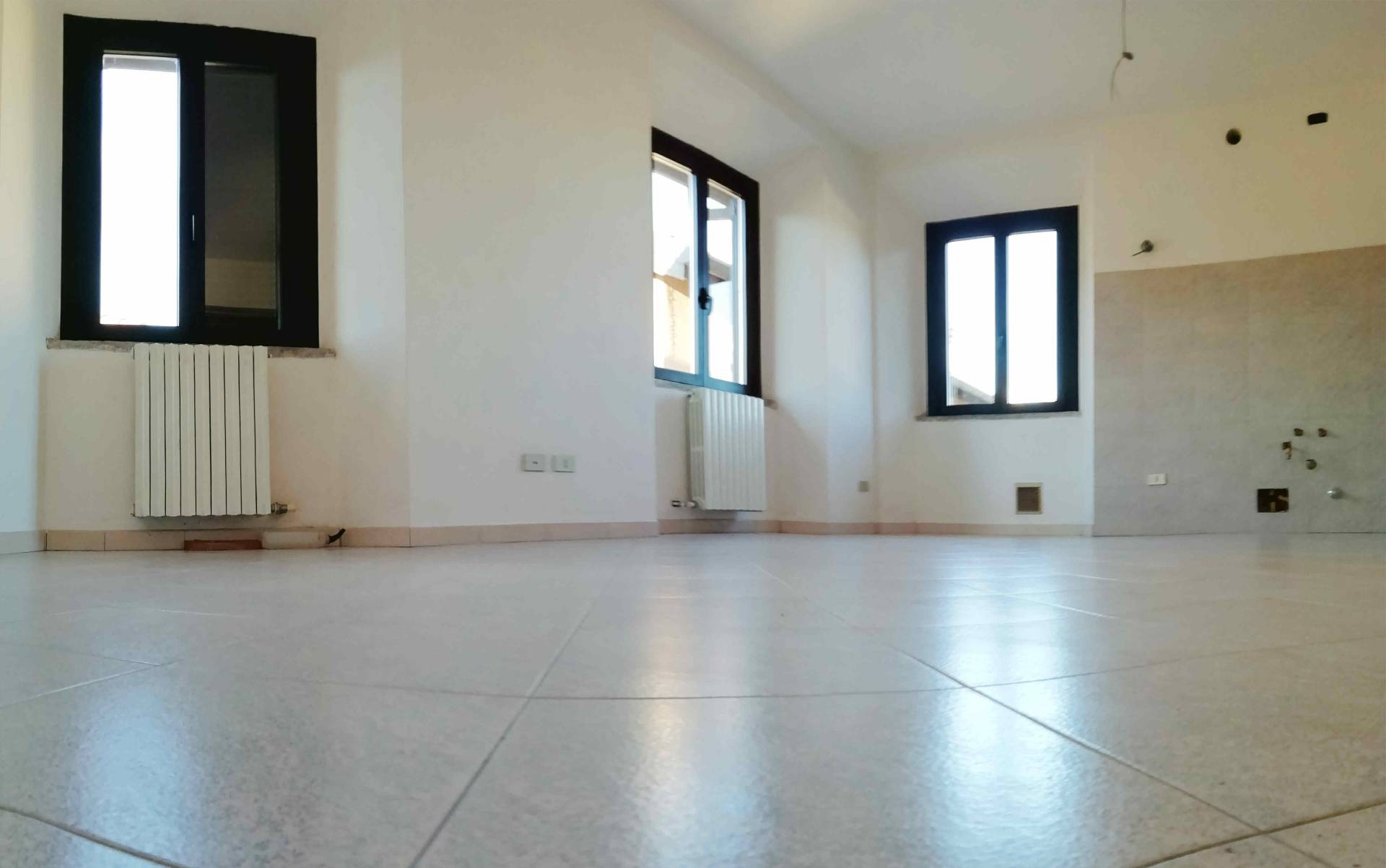 Appartamento LONATE CEPPINO vendita    MasterCasa - TRADATE -