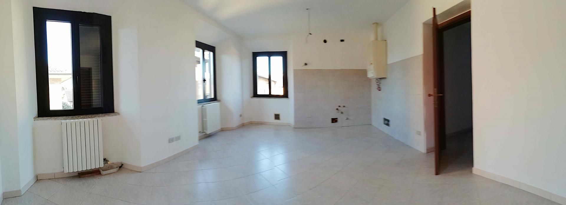 Appartamento LONATE CEPPINO vendita    MasterCasa - TRADATE -