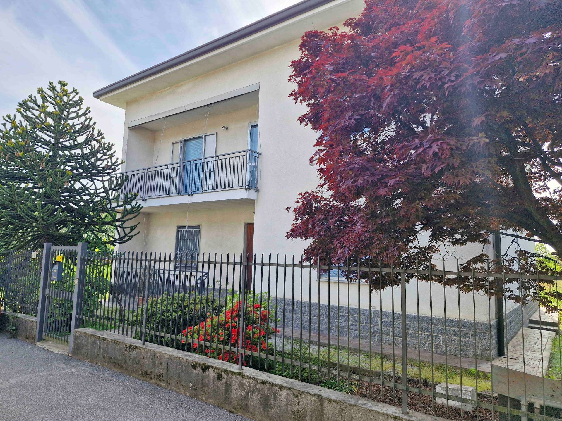 Villa in vendita a Tradate (VA)