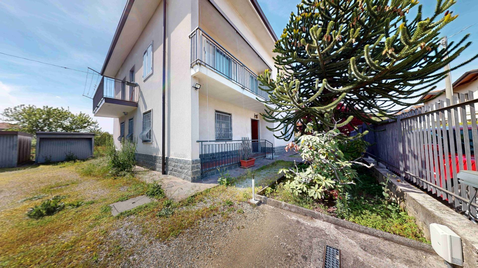 Villa in vendita a Tradate (VA)