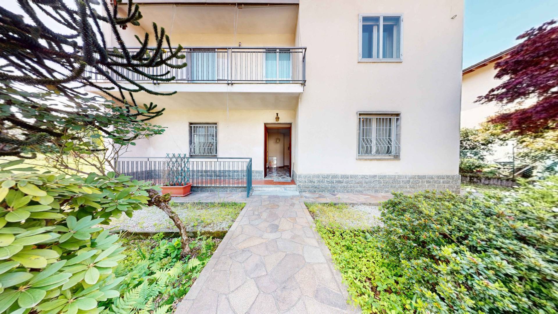 Villa in vendita a Tradate (VA)