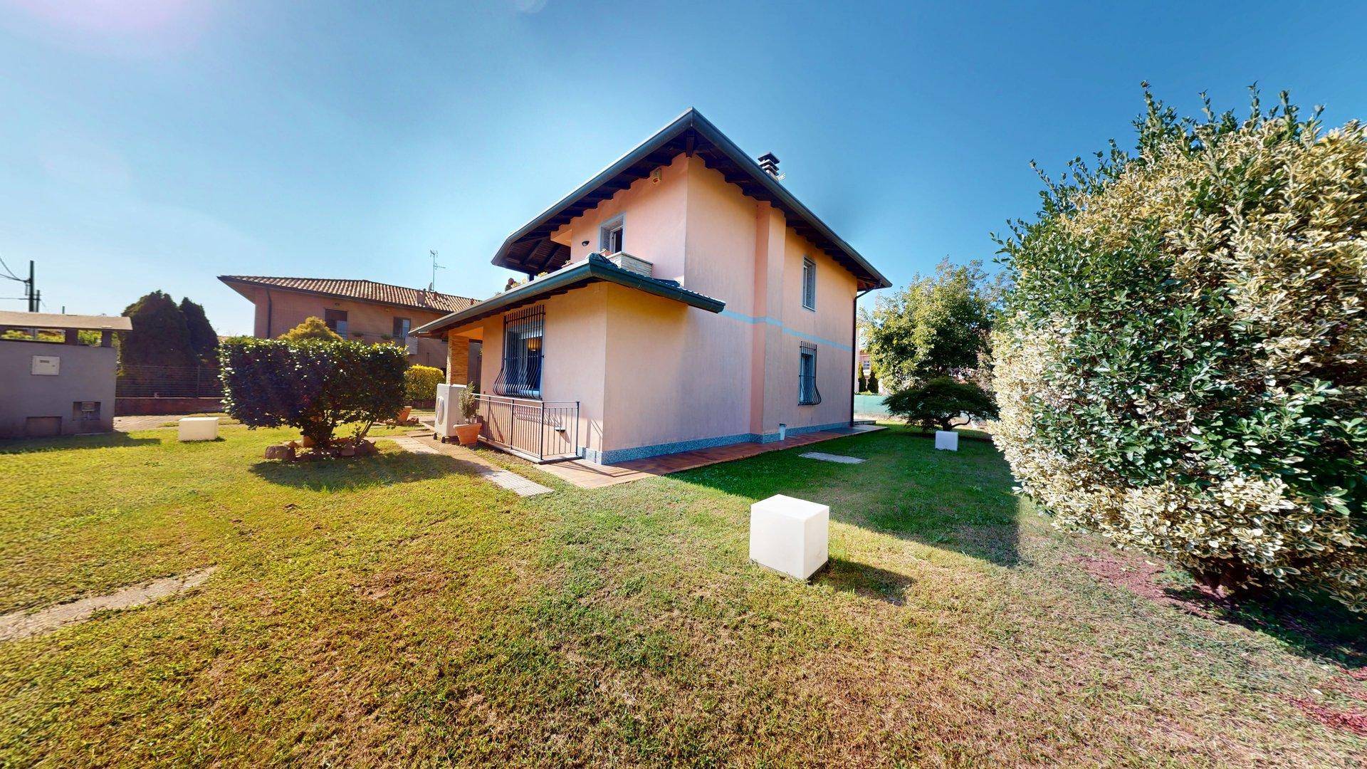 Villa in vendita a Tradate - foto 2