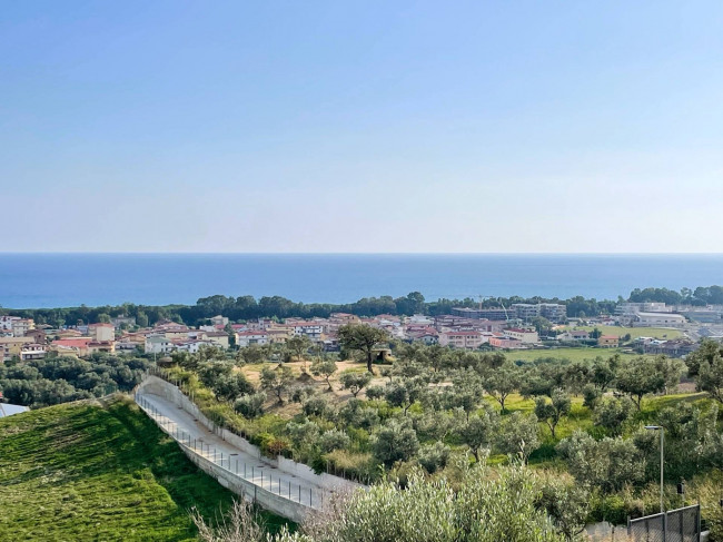 Villa in vendita a Catanzaro Lido, Catanzaro (CZ)