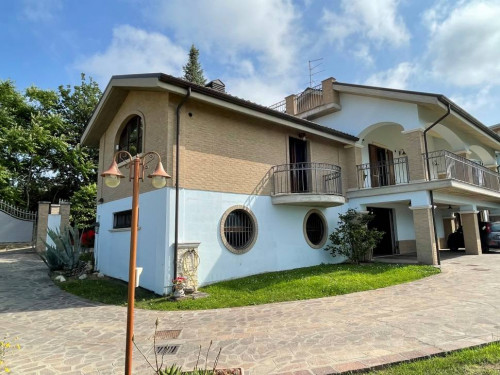 Villa in vendita a Pescara