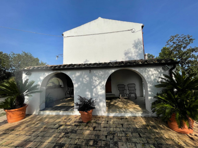 Casale in vendita a Pianella