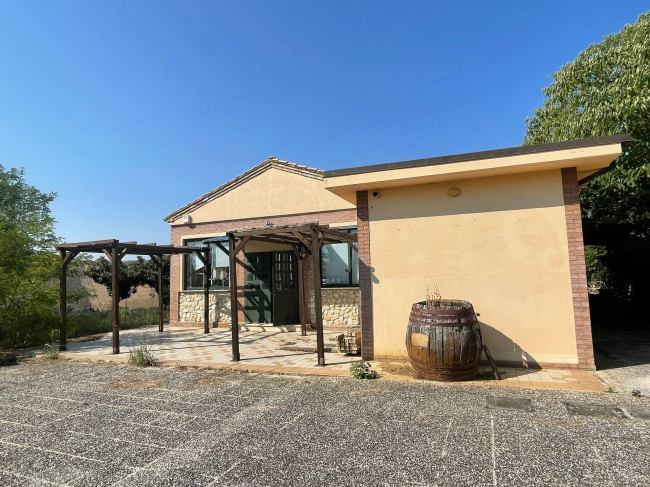 Agriturismo in vendita a Silvi