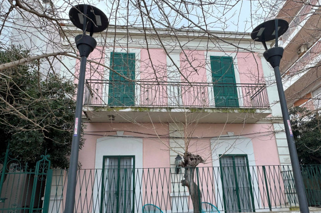 antike Villen /Prestige-Objekte zu immobiliensuche in Pescara