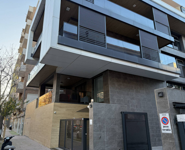 Box o garage in vendita a Pescara