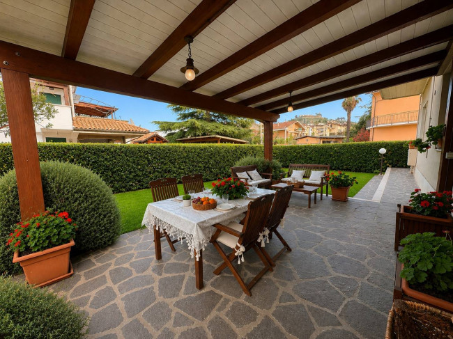 Casa singola in vendita a Montesilvano