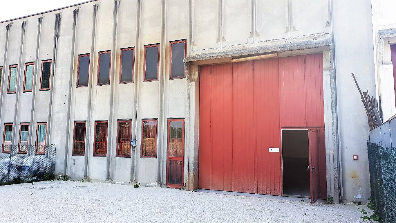 Industriale/Logistico