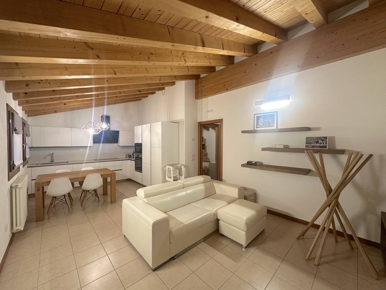 Appartamento in vendita a Paese