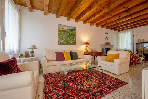 Villa in vendita a Paese