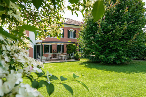 Villa in vendita a Paese