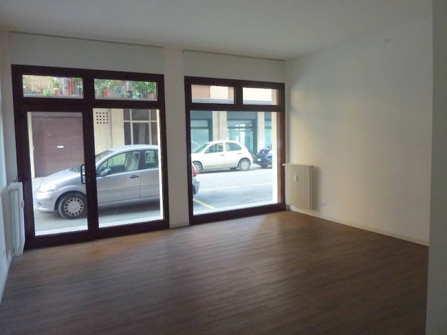 Negozio in affitto a Treviso