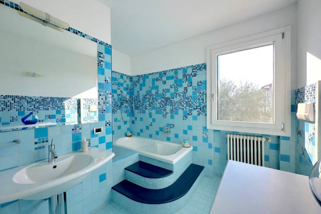 Abbinata - Schiera in vendita a Silea