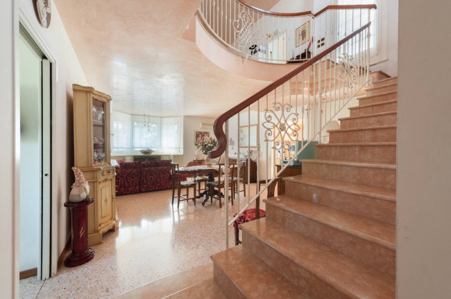 Casa singola in vendita a Paese