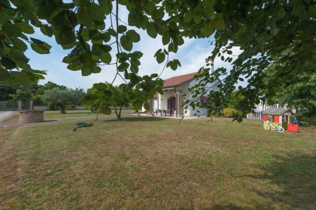 Casa singola in vendita a Paese
