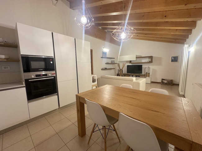 Appartamento in vendita a Paese