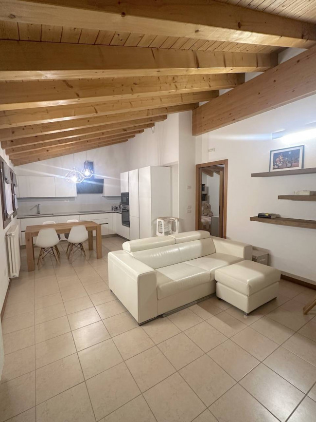 Appartamento in vendita a Paese