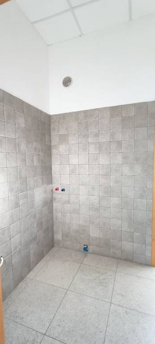 Negozio in affitto a Treviso