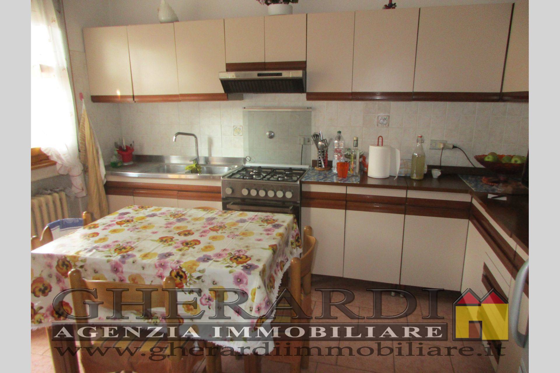 Appartamento POGGIO RENATICO vendita  Semicentrale  GHERARDI Agenzia Immobiliare