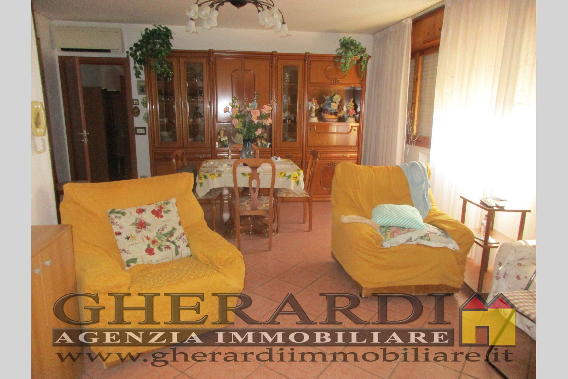  poggio-renatico vendita quart: semicentrale gherardi-agenzia-immobiliare