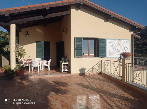 Villa for Sale to Bordighera