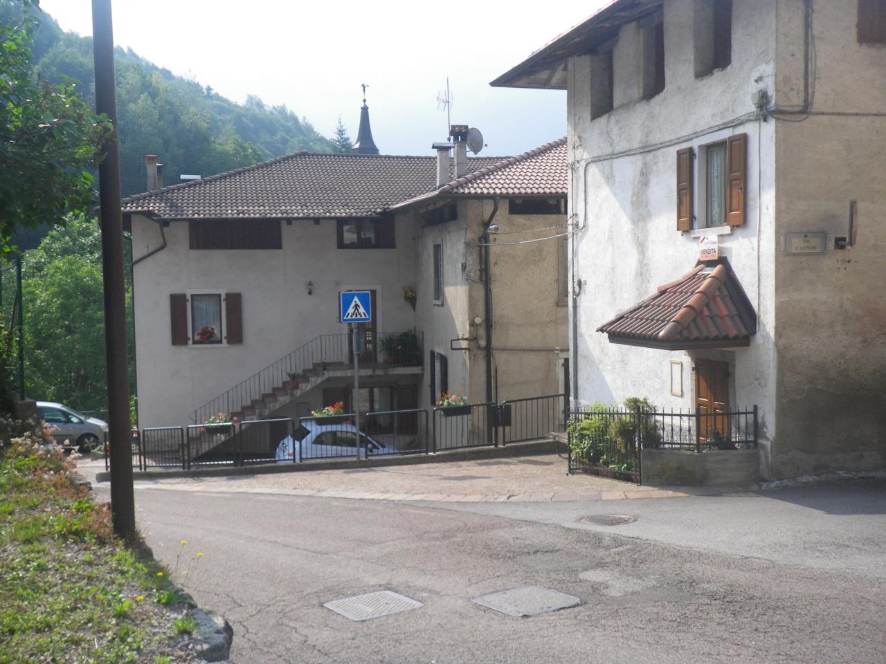 Appartamento BERSONE vendita  Formìno  TRENTINO CASA