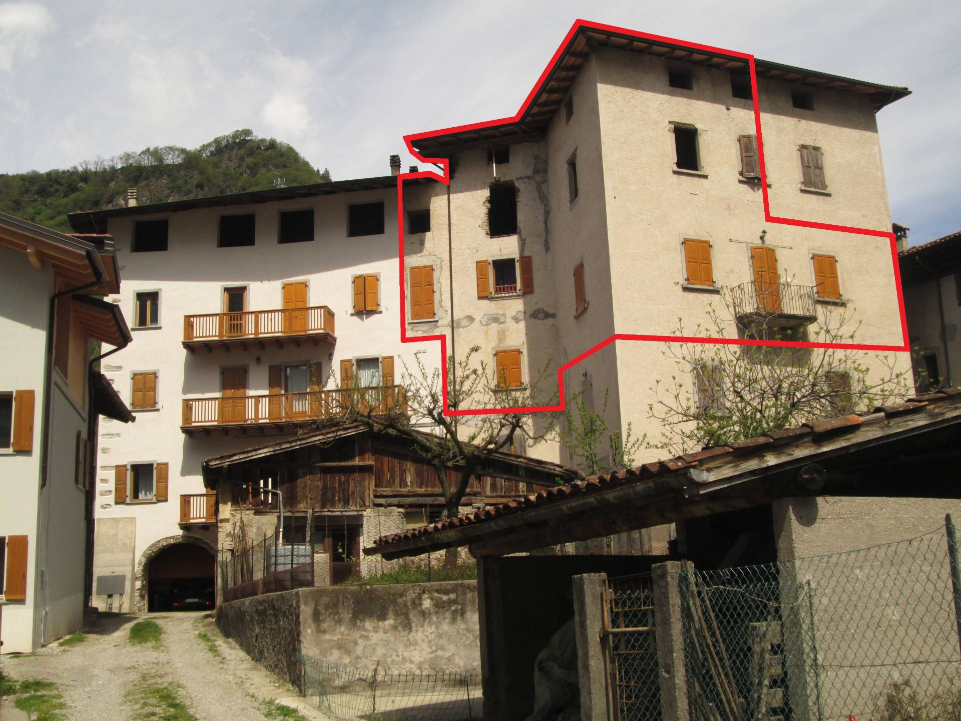  condino vendita quart:  trentino-casa