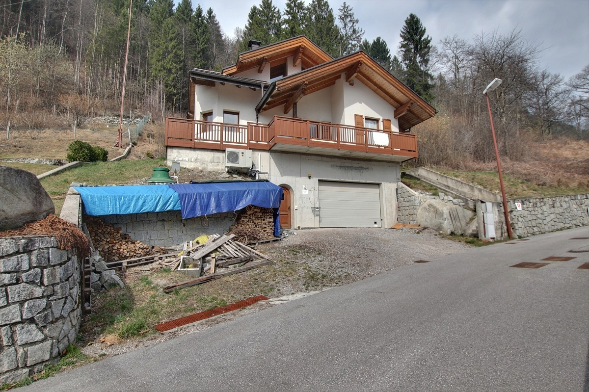 Villa PELUGO vendita    TRENTINO CASA