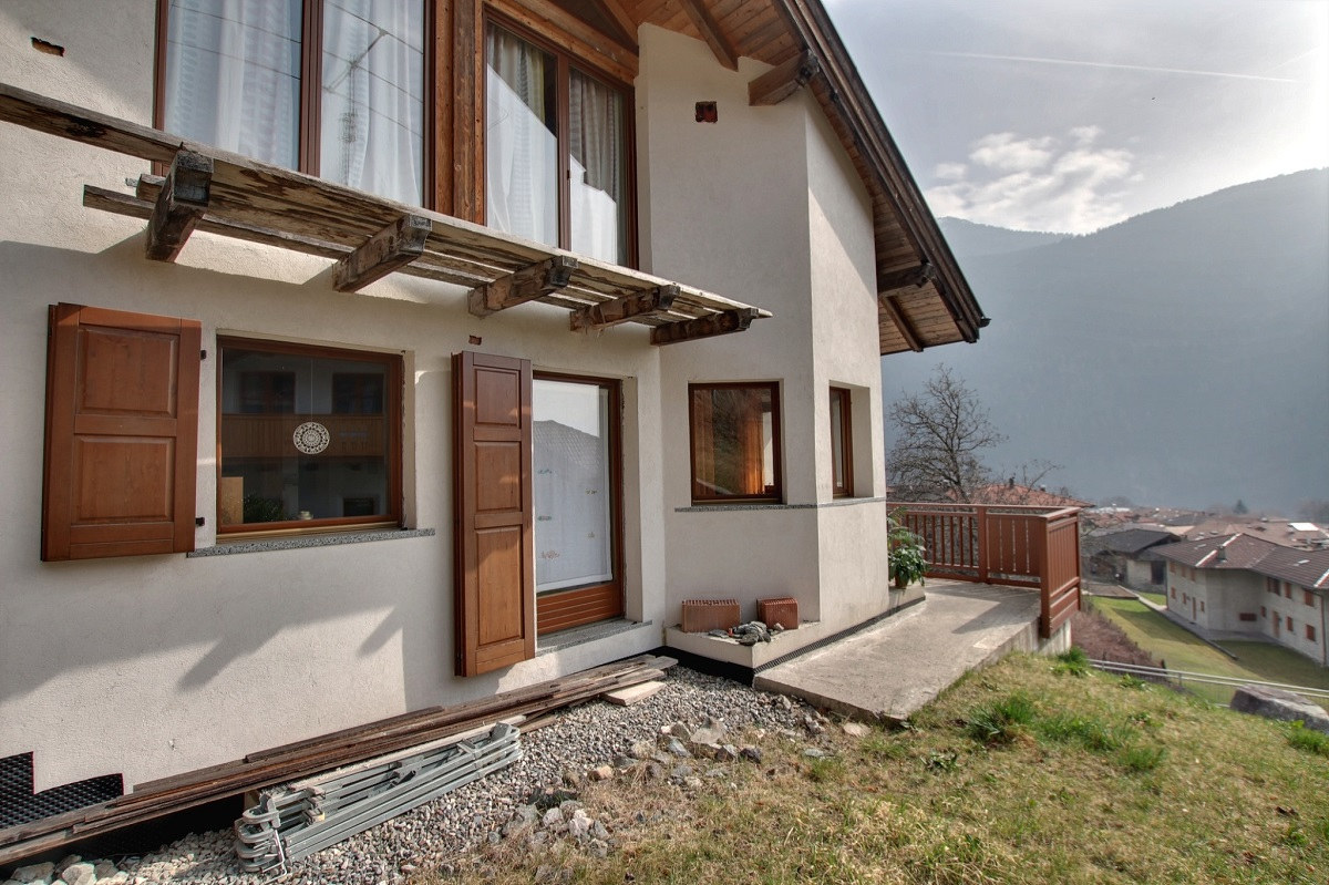 Villa PELUGO vendita    TRENTINO CASA