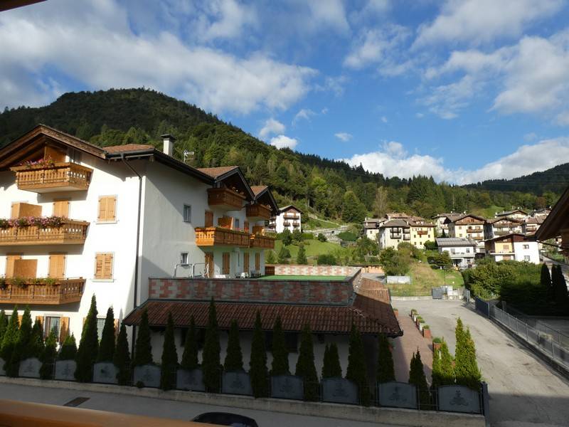 Foto appartamento in vendita a Sella Giudicarie (Trento)