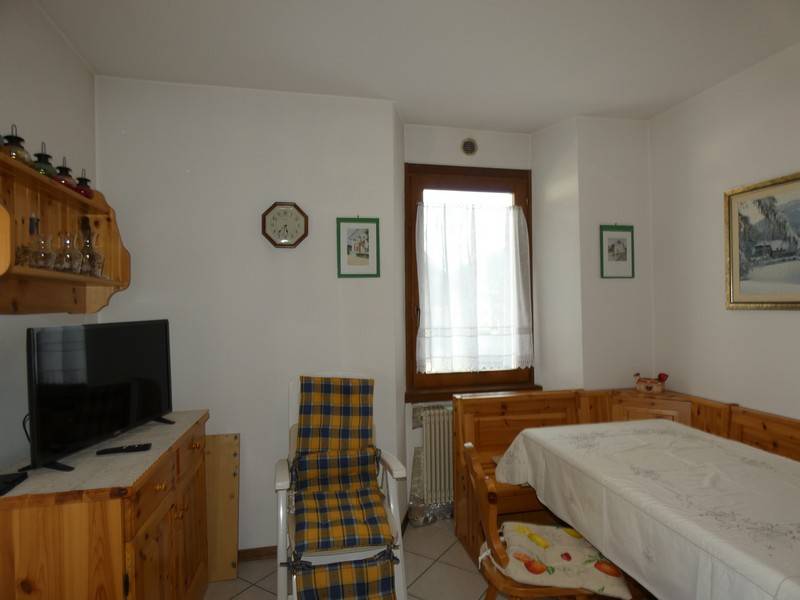Foto appartamento in vendita a Sella Giudicarie (Trento)