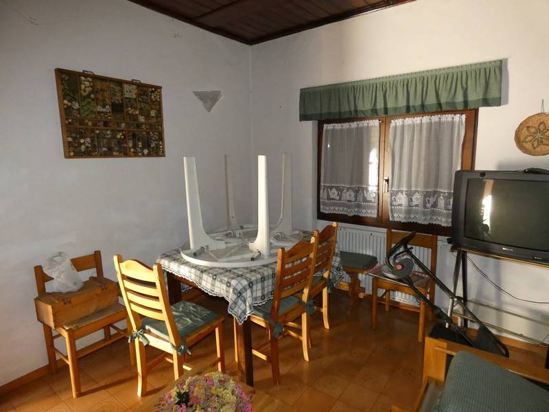 Foto casa indipendente in vendita a Tione di Trento (Trento)