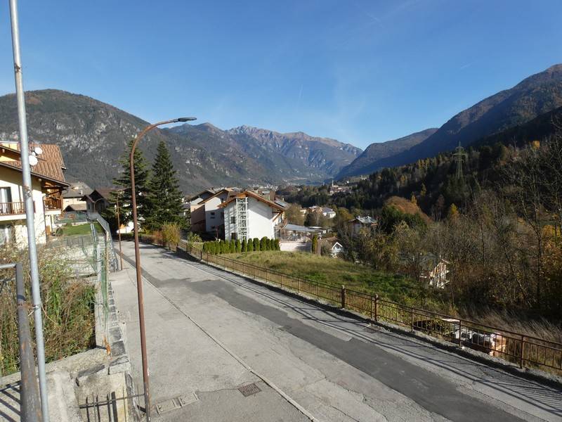 Foto casa indipendente in vendita a Tione di Trento (Trento)