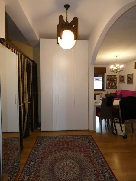 Foto appartamento in vendita a Tione di Trento (Trento)