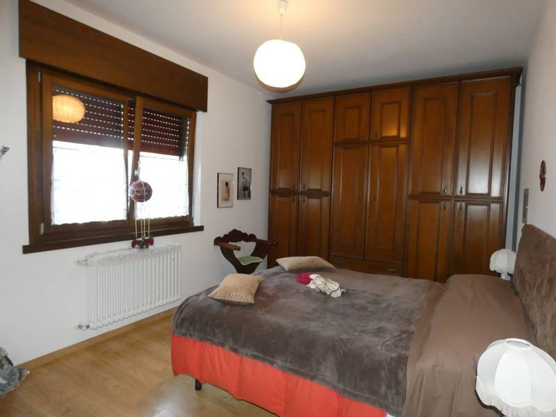 Foto appartamento in vendita a Tione di Trento (Trento)