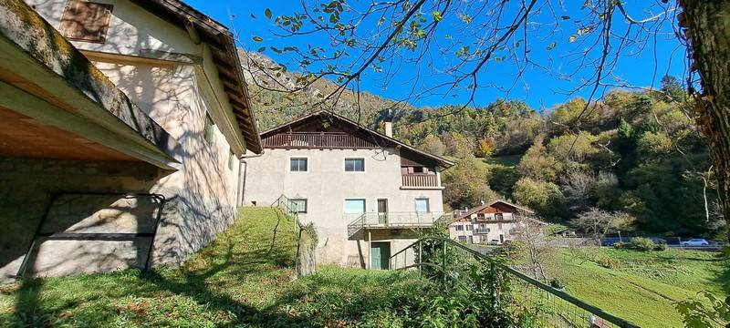 Foto casa indipendente in vendita a Valdaone (Trento)