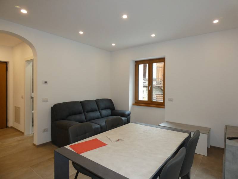 Foto appartamento in affitto a Porte di Rendena (Trento)