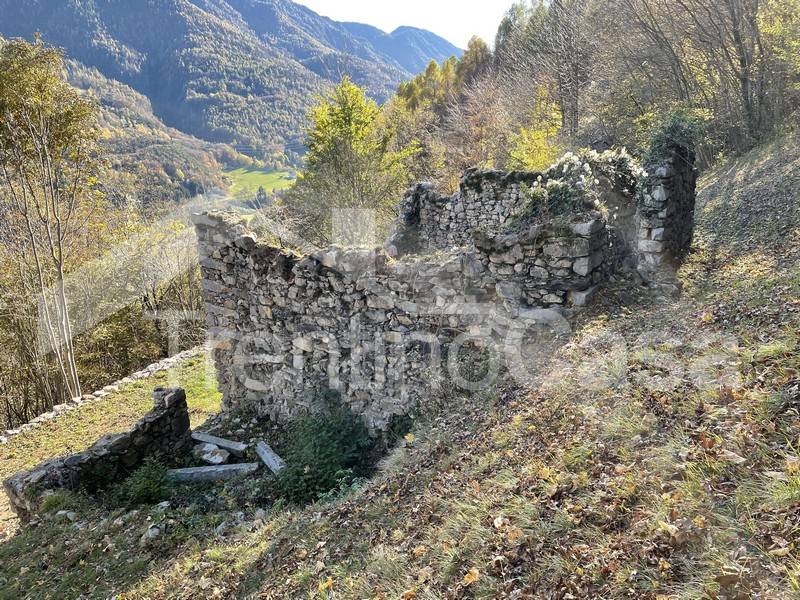 Foto casale/rustico in vendita a Sella Giudicarie (Trento)