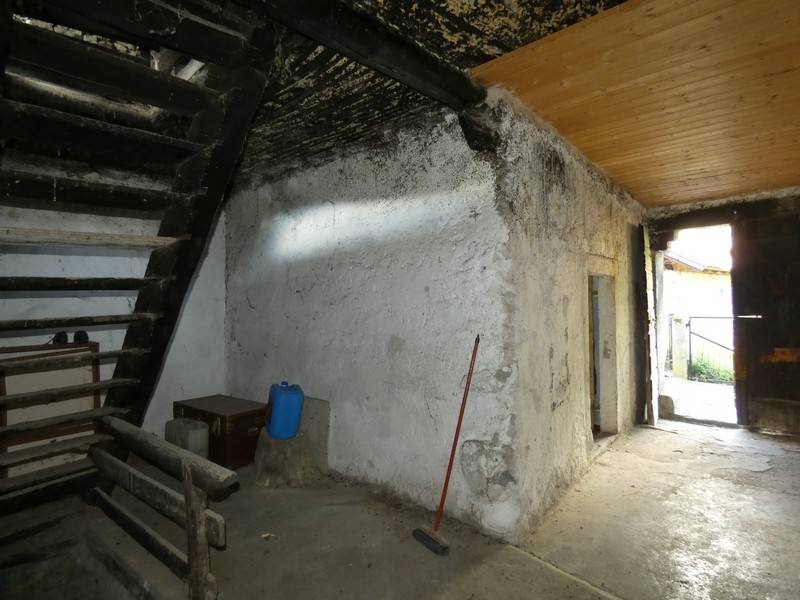 Foto porzione di casa in vendita a Sella Giudicarie (Trento)
