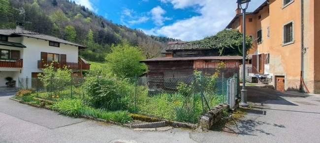 Casa indipendente in vendita a Tione Di Trento (TN)